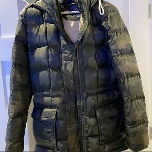 Abercrombie&fitch women’s Army Puffer Coat Size M